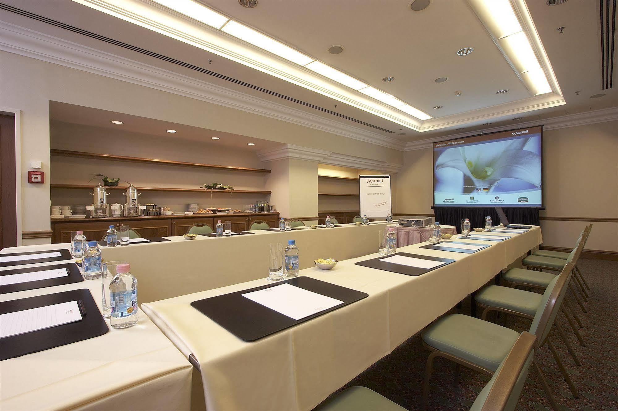 Millennium Court, Budapest - Marriott Executive Apartments מראה חיצוני תמונה